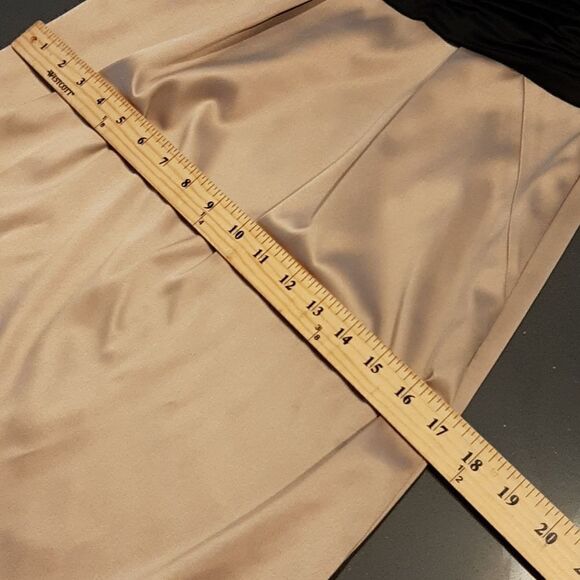 Max & Cleo New Open Back Zip Side Lined Lace Bodice Dress - Picture 14 of 15